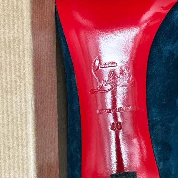 Christian Louboutin Pigalle 100 Veau Velours heels in rare Blue Kohl w/tips box - Picture 9 of 13